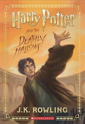 J.K. Rowling Harry Potter and the Deathly Hallows Paperback Scholastic