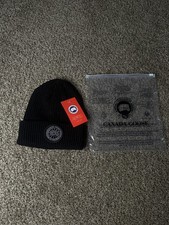 CANADA GOOSE 100 WOOL RIB KNIT CUFFED BEANIE HAT