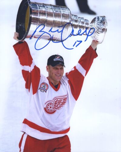 BRETT HULL HAND SIGNED 8x10 COLOR PHOTO+COA          RED WINGS WITH STANLEY CUP - Picture 1 of 1