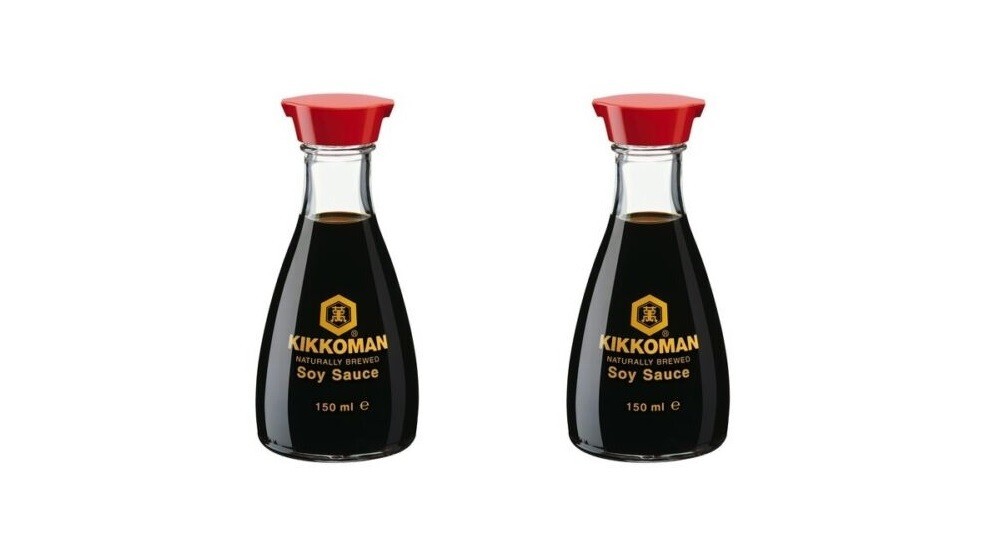 Sojasauce Doppelpack: 2 x 150ml KIKKOMAN Tischflasche mit Ausgießer Soja Sauce
