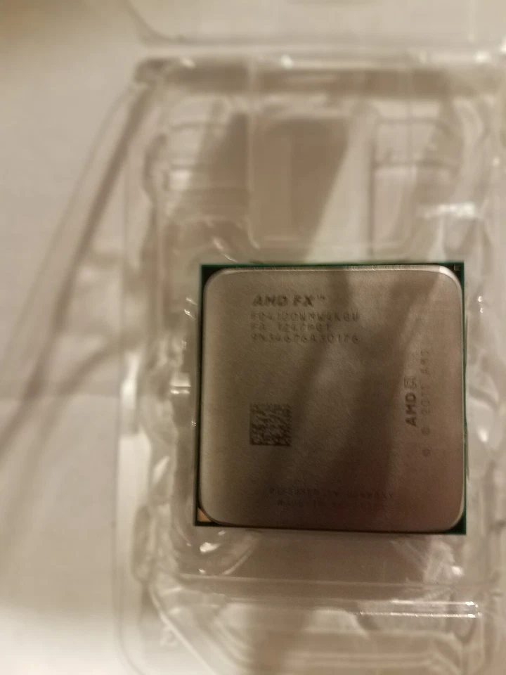 AMD FX-Series FX-4100 4 Core  3.6GHz Socket AM3+ CPU FD4100WMW4KGU - Image 3 of 4