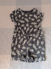 Grey Summer Romper With Cream Leaf Pattern For Baby Girls 0-3 Months Preloved