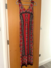 TU Woman Red/Black/White Floral V-Neck Sleeveless Maxi Dress Size 8