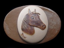 RK03120 NOS VINTAGE 1970s HORSE PORCELAIN ART LEATHER BELT BUCKLE