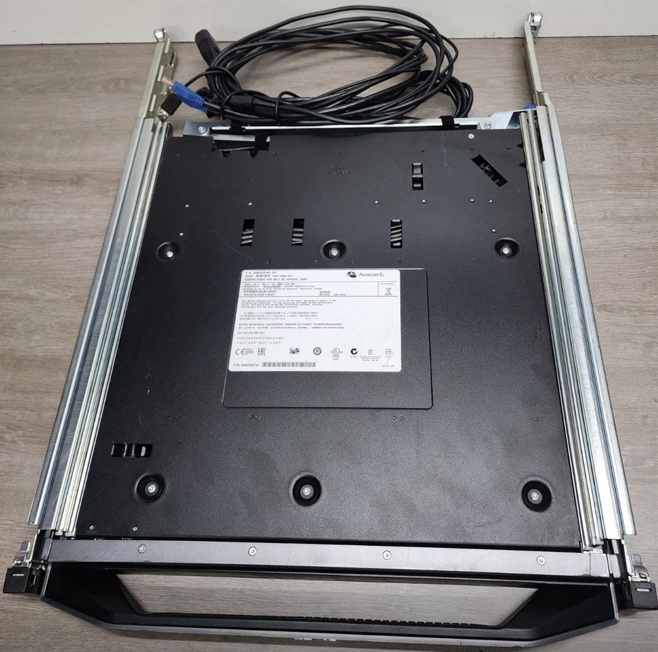 Emerson Avocent CMN:1098-001 KVM Console LRA185KMM-001 - Image 3 of 3