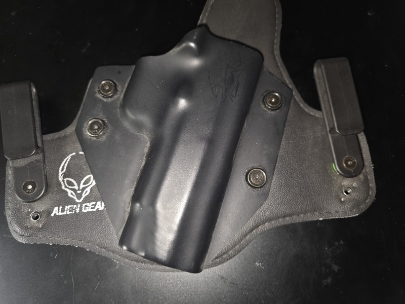Alien Gear RH 1911 5" Barrel "Inside The Waist Band" IWB Belt Holster