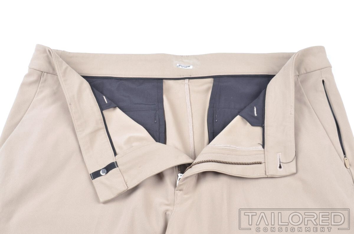 LULULEMON Classic Beige Khaki Tan Mens Luxury Shorts … Gem