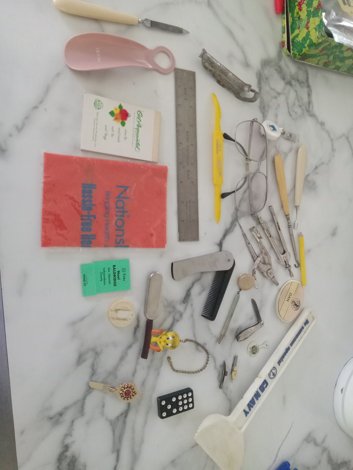 Lot Of 28 Items Vintage Junk Draw estate Sale Find With Random Cool ...