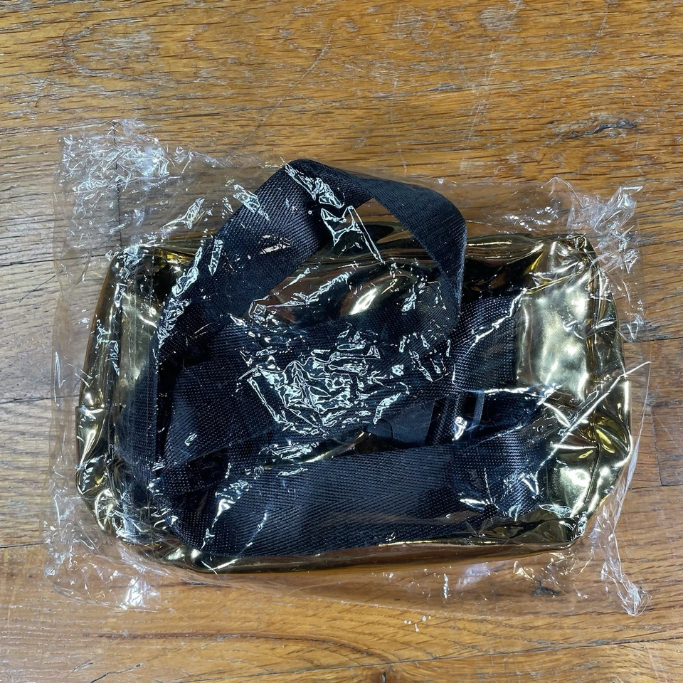 Bolso Cinturón MAC Cosmetics Dorado Brillante Metálico con Cremallera Nuevo sin Etiquetas Foto 3 de 4