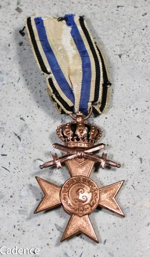 WW1 Imperial German Bavarian Military Merit Cross 3rd Class Crown & Swords A423