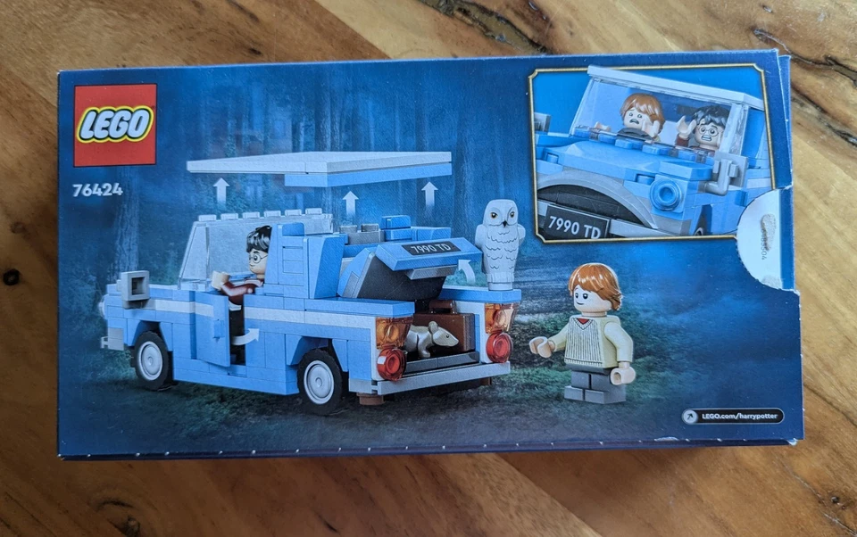 LEGO Harry Potter 76424 Flying Ford Anglia, Foto 2 von 2