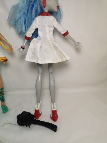 Monster High Doll Classroom Mad Science Lab Partners Cleo de Nile Ghoulia Yelps - Picture 23 of 23