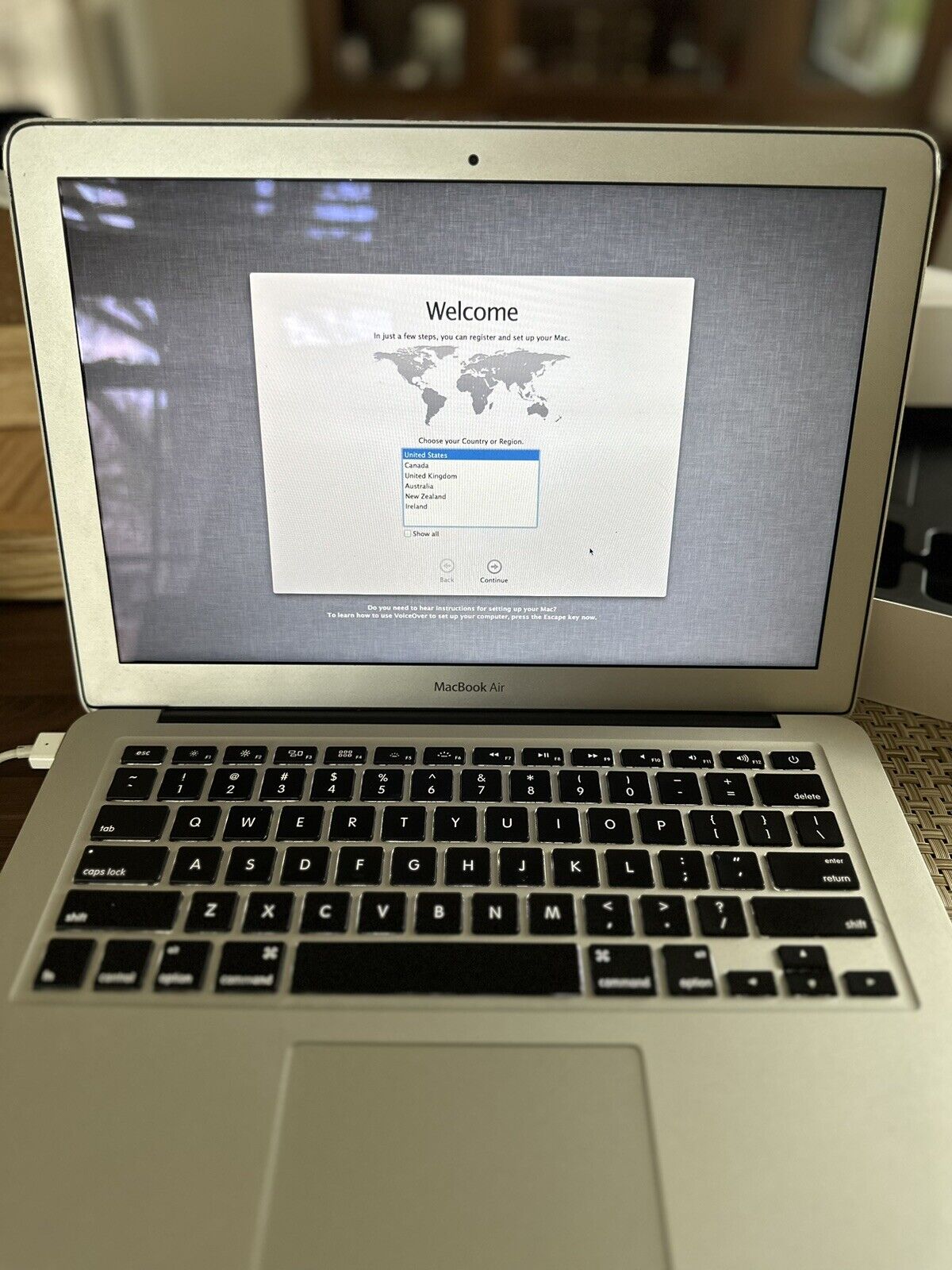 Mid 2011 13-inch Macbook Air Core i5 1.7 GHz 128GB A1369 | eBay