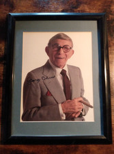 GEORGE BURNS AUTHENTIC AUTOGRAPHED SIGNED 8X10 RARE - CERT OF AUTHENTICITY