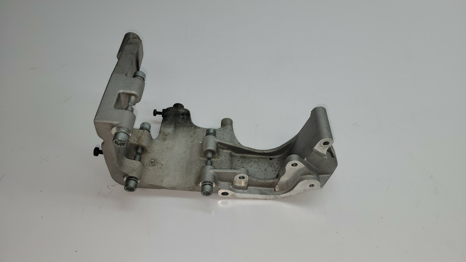 LAMBORGHINI MURCIELAGO LP640 AC COMPRESSOR MOUNTING BRACKET OEM 07M145169C