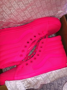 vans sk8 hi neon pink