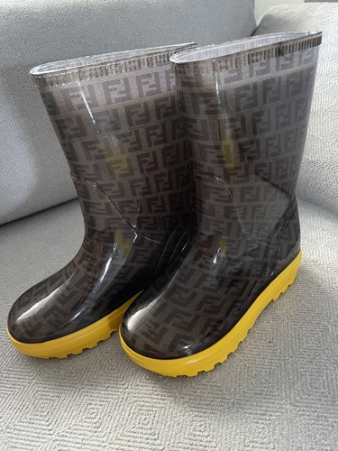 Stivali Pioggia In Gomma Fendi Per Bambino | eBay