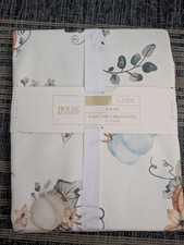 NWT House  Garden 70" Round Tablecloth Floral Easy Care Machine Washable