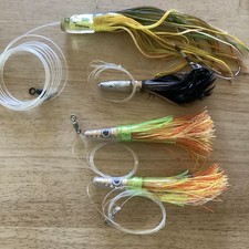 Saltwater Offshore Trolling Lures Lot Of 4 Tuna Marlin Mahi Skirted Feather Rigg
