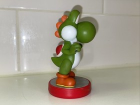 Yoshi Amiibo Super Mario Bros. Series - Figura Base Roja Nintendo NES