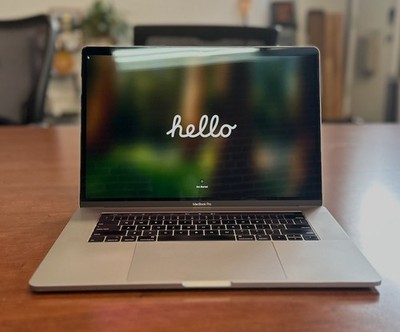 Apple MacBook Pro i7 2.6GHz 15.4'' (2018) (MR942LL/A) | 16 GB 1 TB SSD | Good