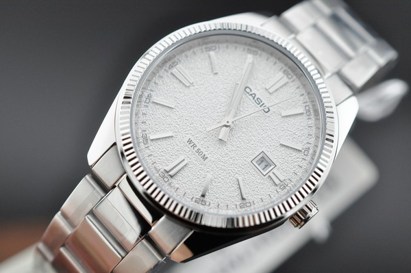 Casio MTP-1302DA-7A Hombre 50M WR Pulsera de Acero Inoxidable Reloj 2