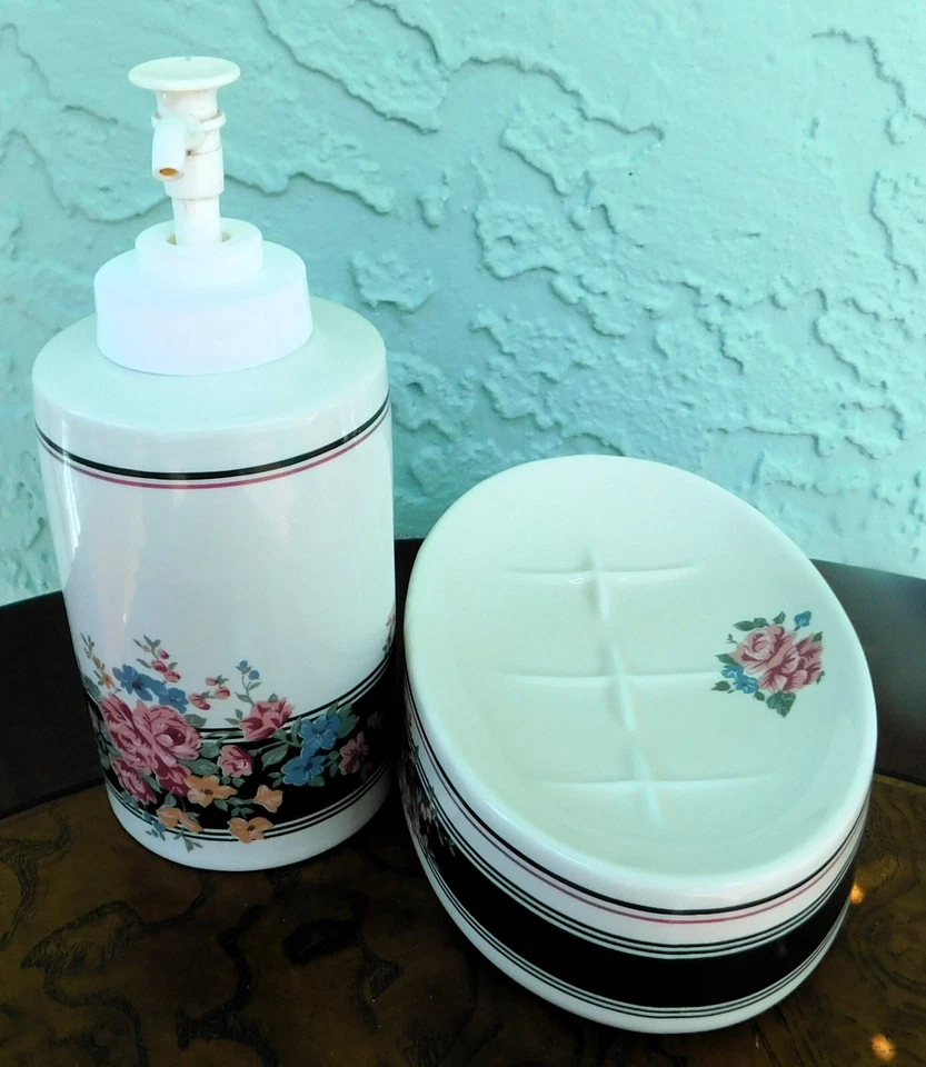 Dispensador de jabón y jabonera vintage Croscill Bathelle Fashions Japón Foto 2 de 3