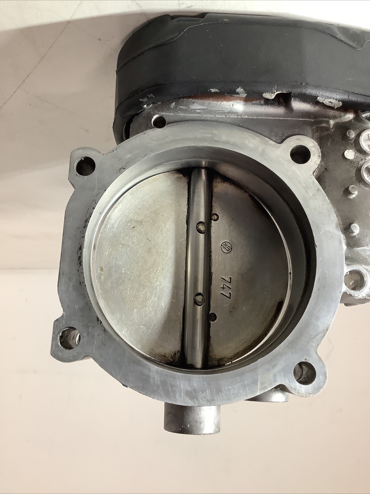 Maybach 57 Throttle body