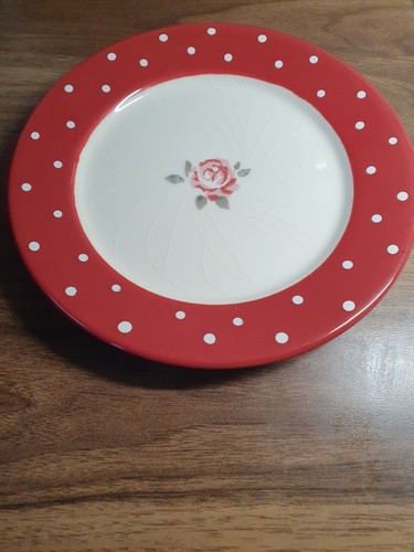 Dotty Rose Side Plate by Lisa Stickley. - Picture 2 of 7