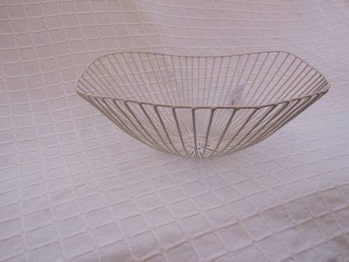 Serax CeSira Large Fruit Bowl Metal Sculptures Antonino Sciortino White - Picture 7 of 7