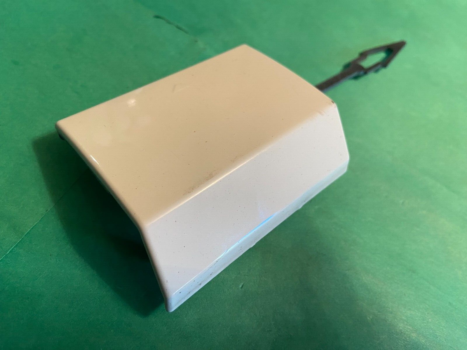 2018-20 BMW X5 G05 Rear Bumper Tow Hook Cover 51127425474 OEM  