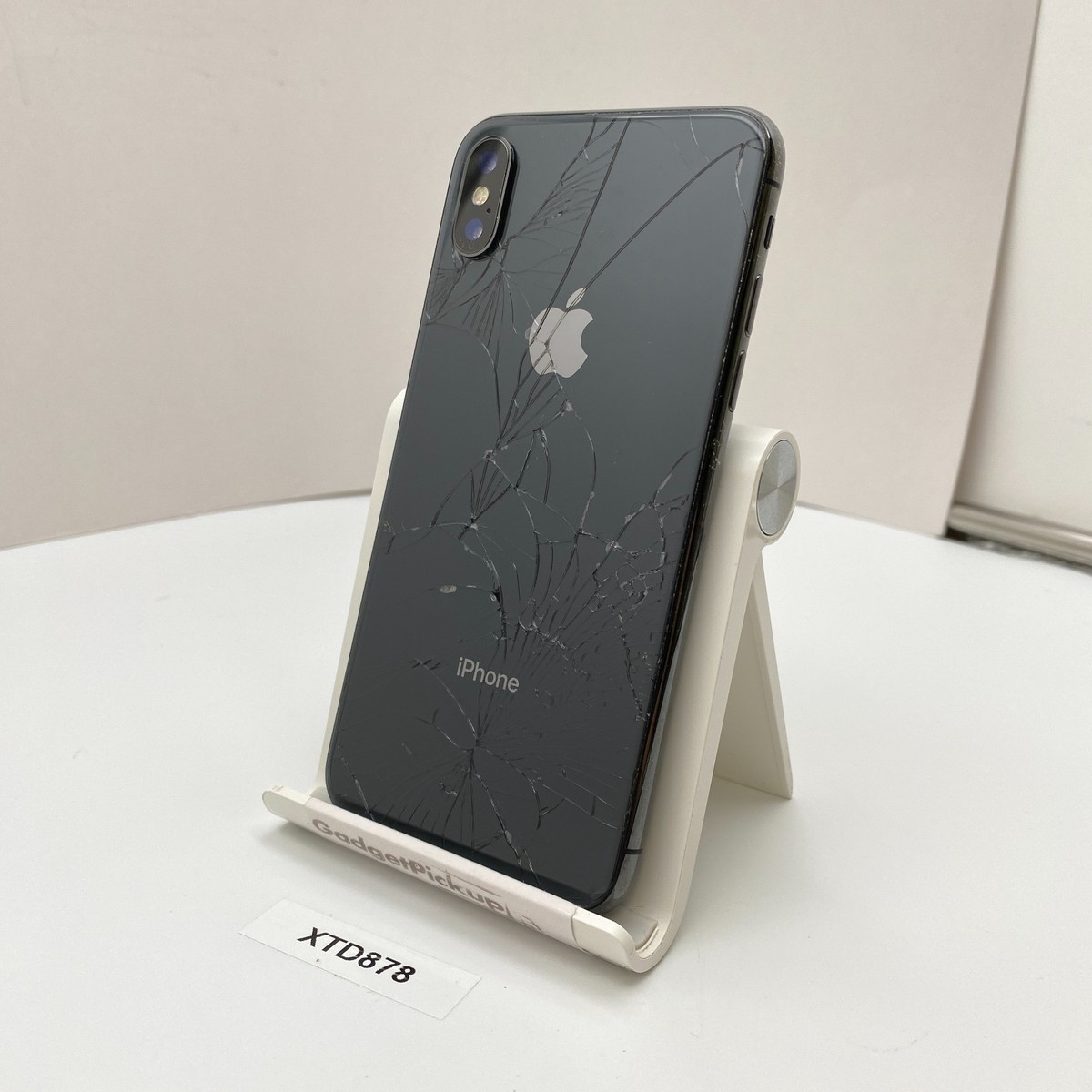 Apple iPhone X - 64GB - Space Gray (Unlocked) A1865 - CRACKED BACK