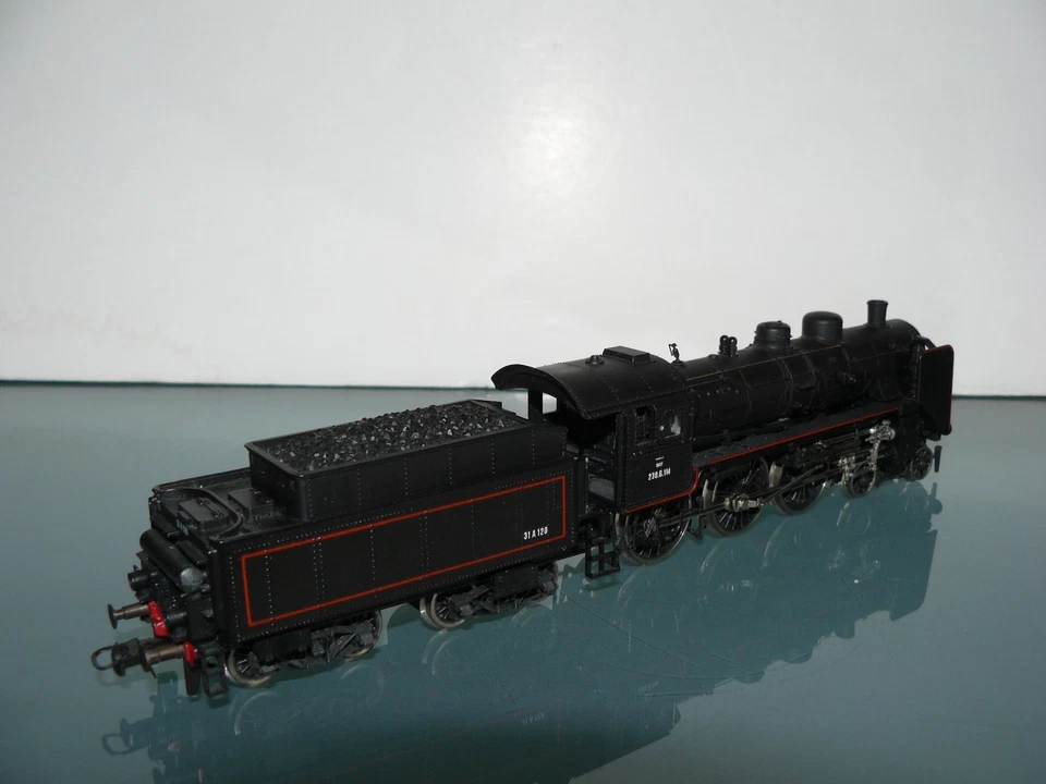 Locomotive Roco 230G HO 1/87 éclairage AV AR - Photo 2/4