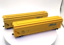 HO Scale DM&E Covered 3-Bay Hopper DME 51294 and 51247-Pack of 2