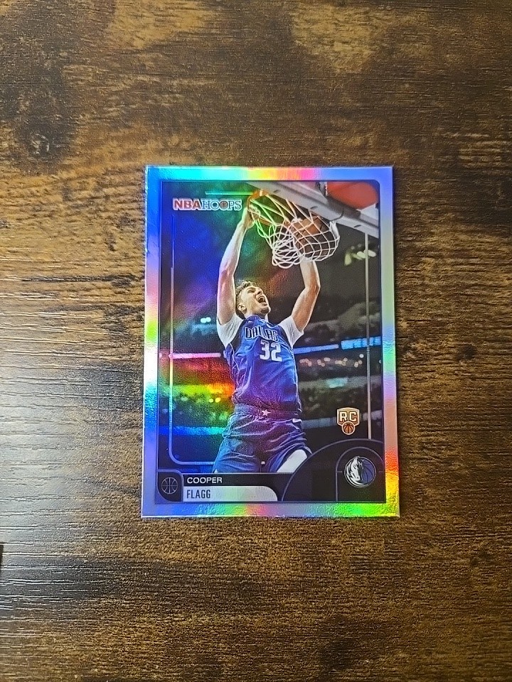 2025 2026 Topps Hoops Cooper Flagg rainbow foil refractor, Dallas Mavericks RC ￼