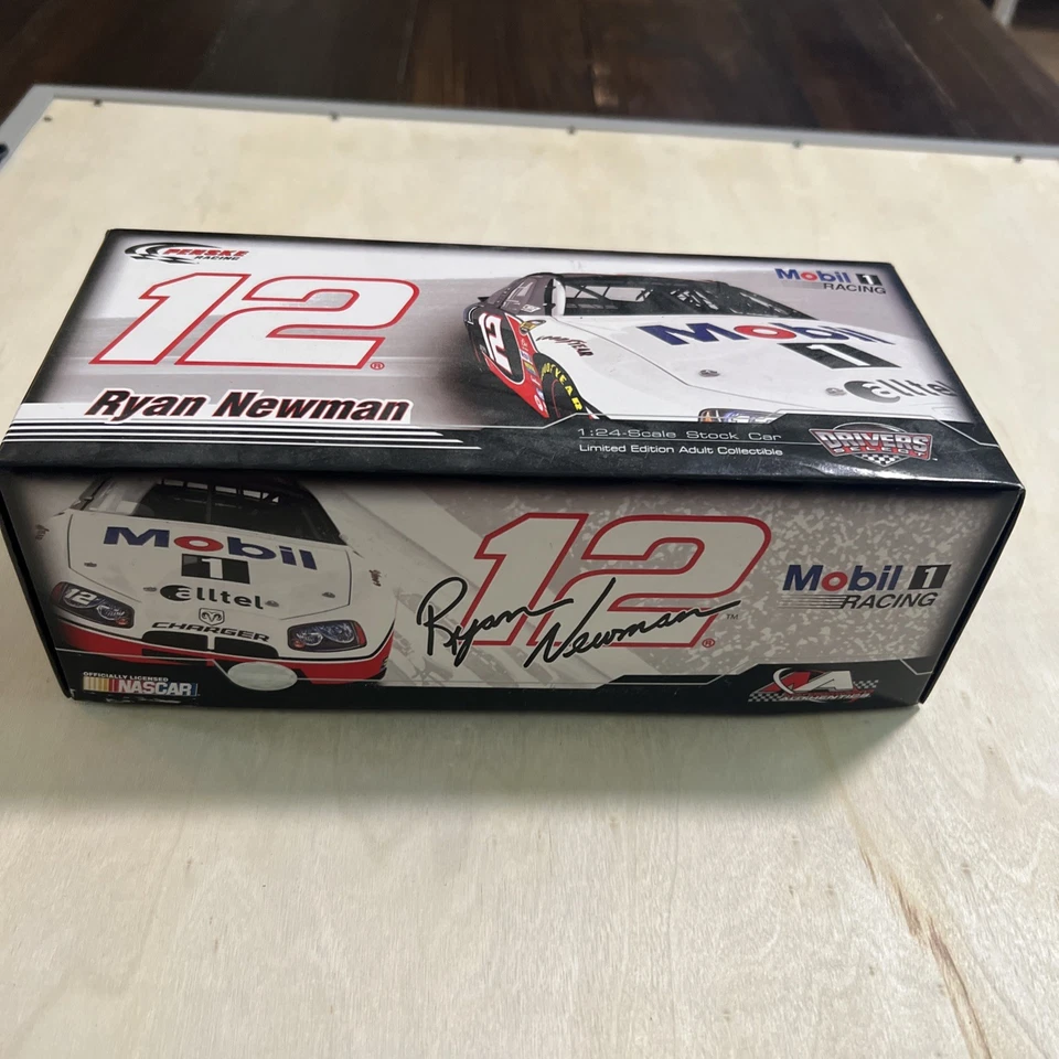 Dodge Charger 2007 Motorsports Authentics NASCAR #12 Ryan Newman Mobil 1:24 Foto 2 de 4