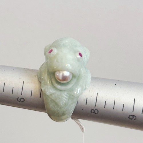 Geschnitzter hellgrüner Jade Rubinaugen Perlenring Gr. 7 NEU Viel Glück - Bild 6 von 18