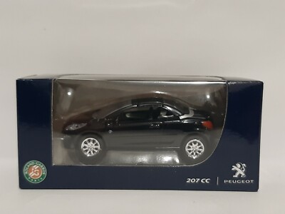 Norev 3 inches 1/60. Peugeot 207 cc mk2 Roland Garros noire . Neuf