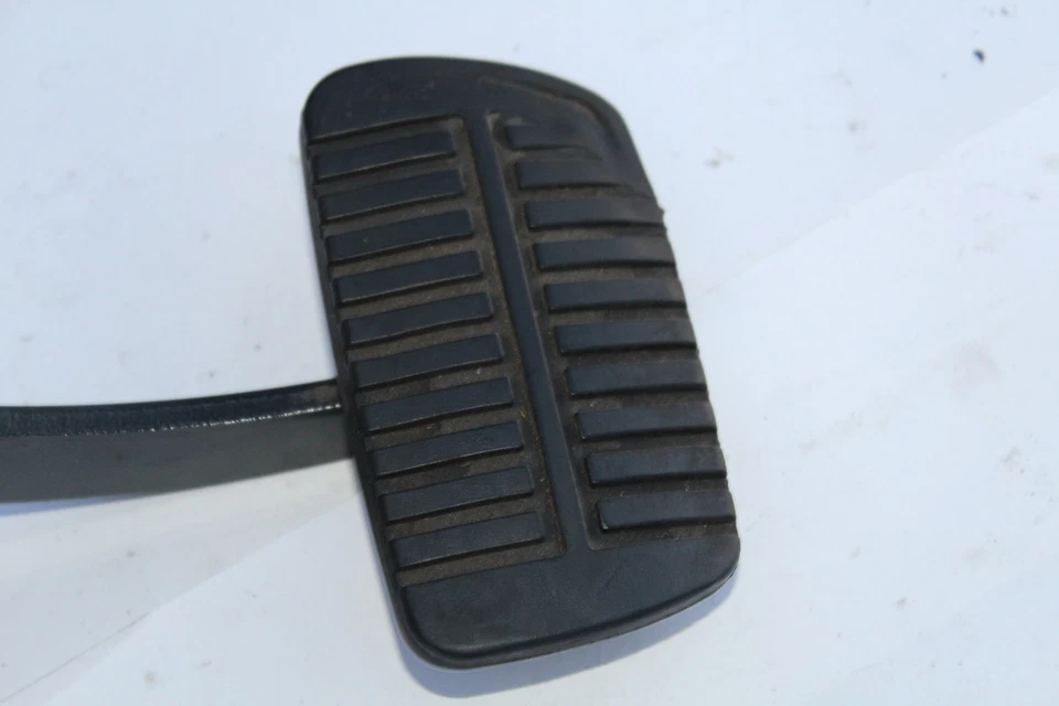 Subaru Impreza WRX 2004 vagón con pedal de parada de freno automático M941 Foto 3 de 4