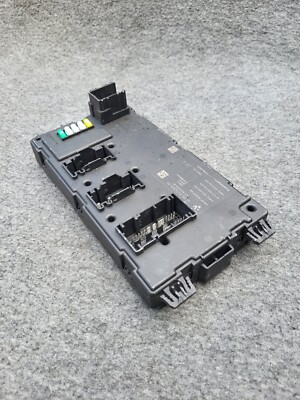 BMW F30 F32 F36 F20 F21 REM Body Control Steuergerät V-4 REM Unit Sicherungskasten 9374509
