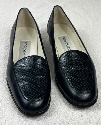 Nordstrom Women's Size 7M Michael Loafers Leather Deep (Dark) Blue Shoes