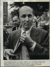 1973 Press Photo David Young leaves United States District Court in Washington