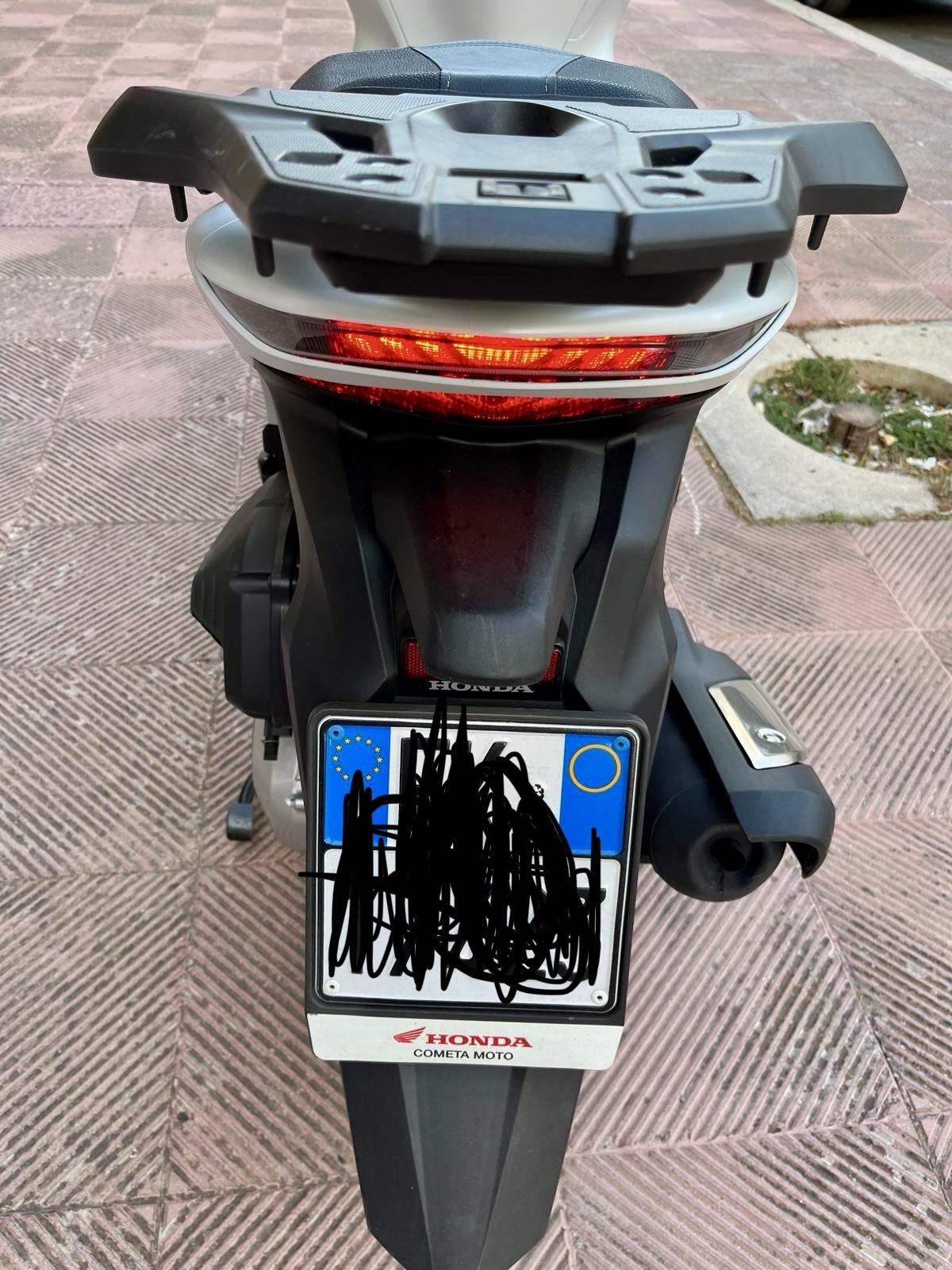 Vendo SH 125 AD foto 3