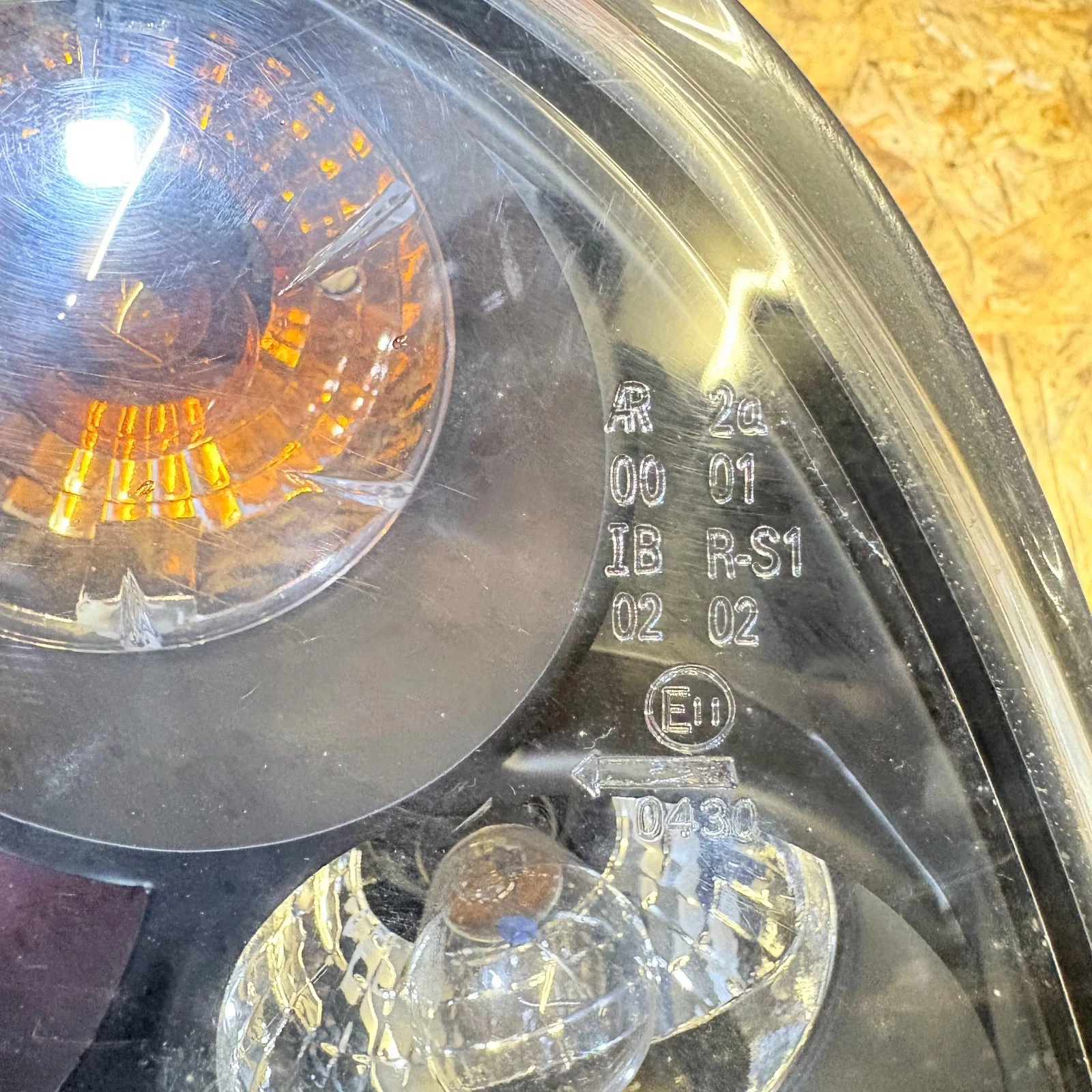 SONAR SK3711-A2B6 00 embossed part code on rear lamp casing