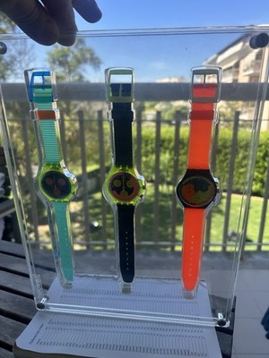 Swatch verkaufe nur Ausstellungsvitrine 3 Uhren transparent Swatch Tür