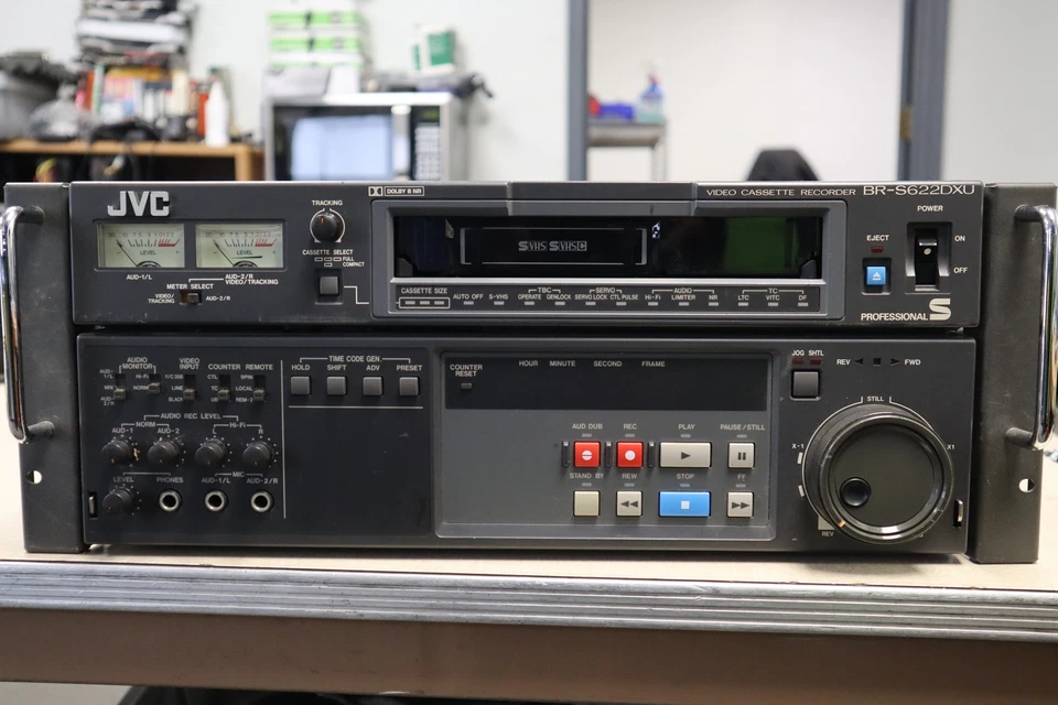 JVC BR-S622DXU Video Cassette Recorder - For Parts - Image 4 of 4