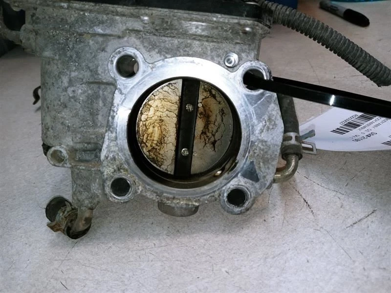 Throttle Body Throttle Valve Assembly 2.4L Fits 08-15 SCION XB 39027 - Image 2 of 4