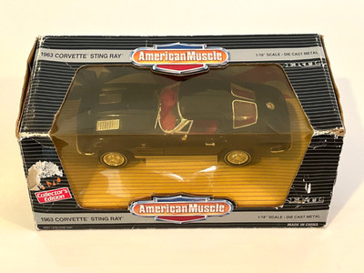 ERTL American Muscle 1963 Corvette Sting Ray Black Collector's Edit.  1:18 Scale