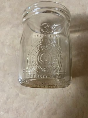 DAIRY CONTAINER CORPORATION DETROIT 3 CENT BOTTLE HALF PINT