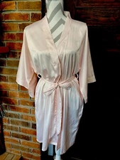 Sioro Robe Medium Silky Satin Kimono Blush Pink New With Tag